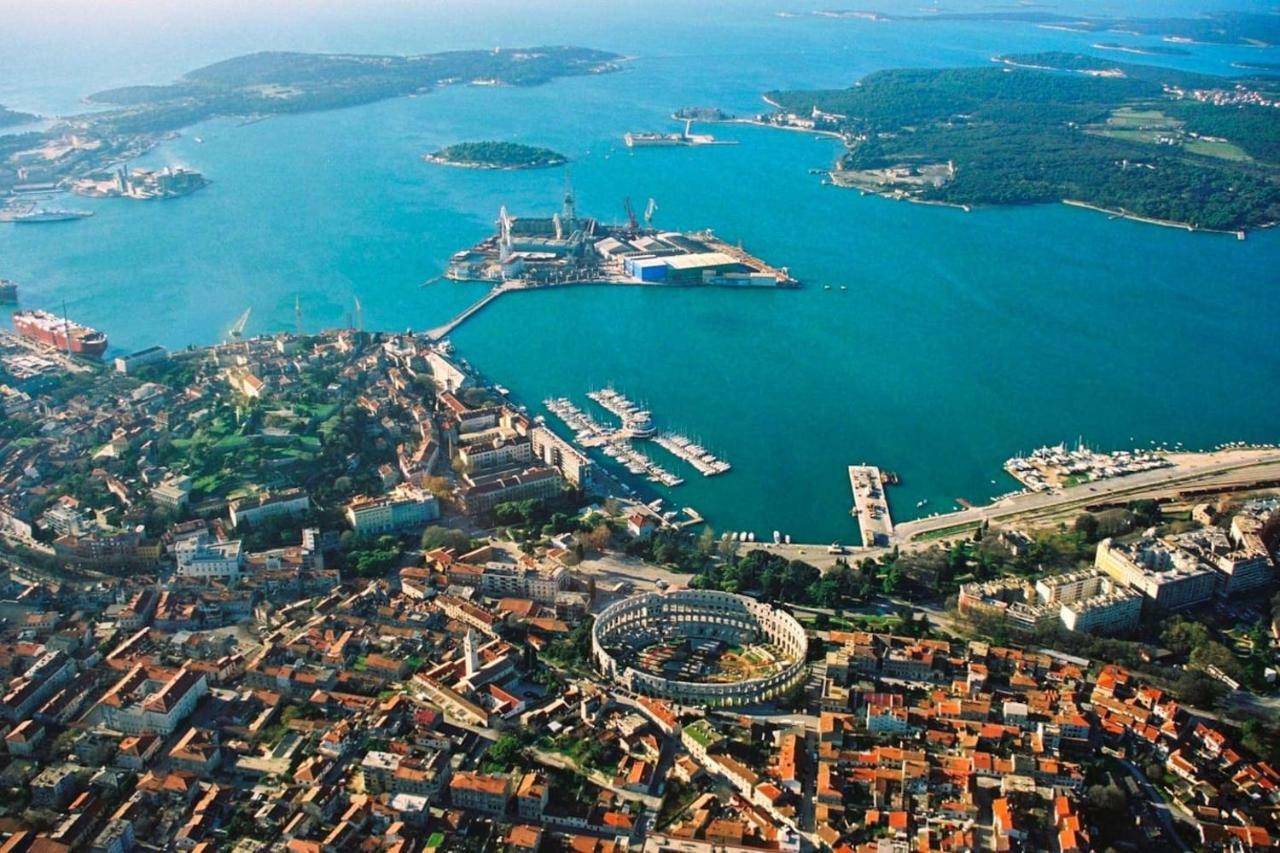 T&D Apartmani Pula Dış mekan fotoğraf