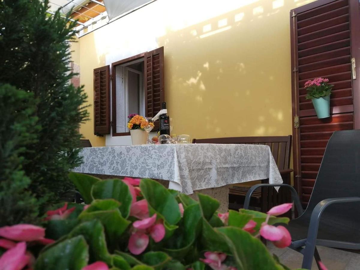 T&D Apartmani Pula Dış mekan fotoğraf