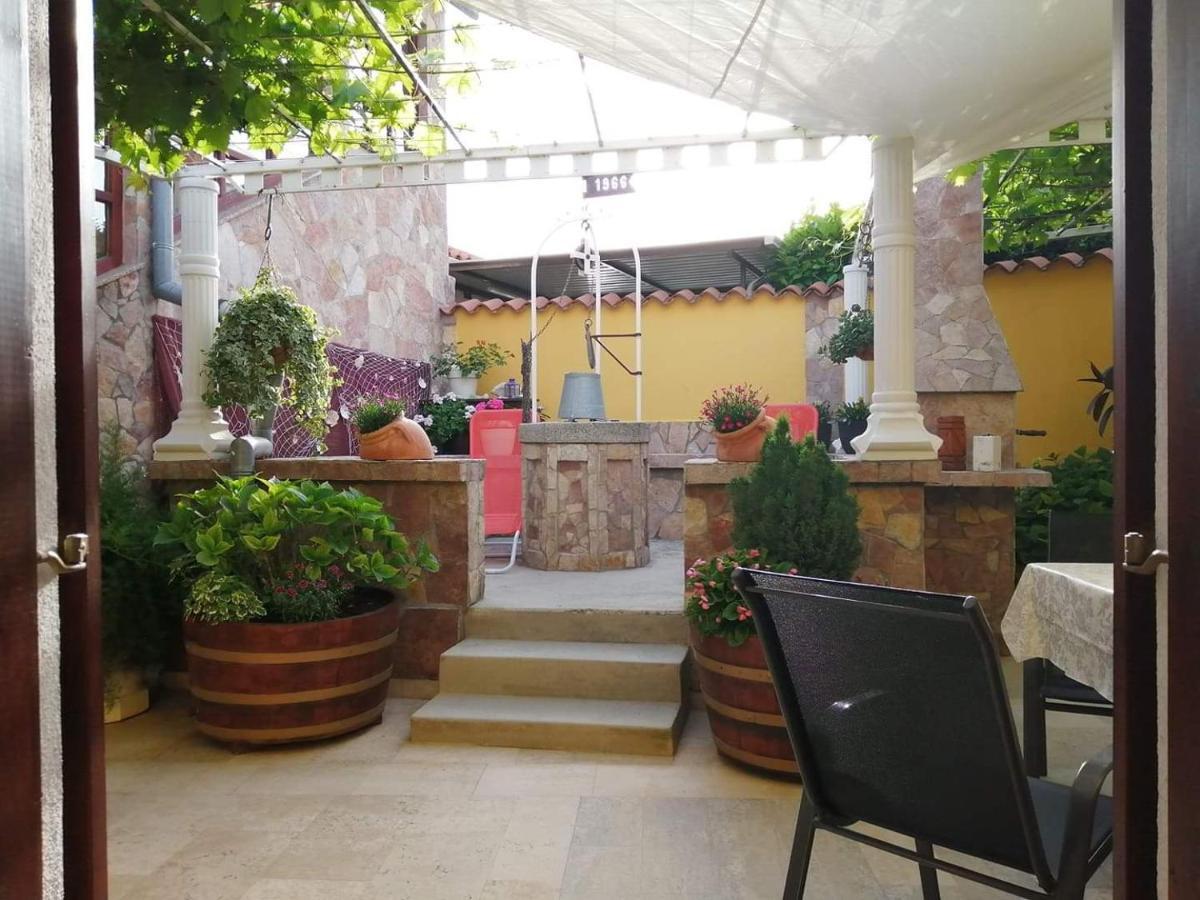 T&D Apartmani Pula Dış mekan fotoğraf